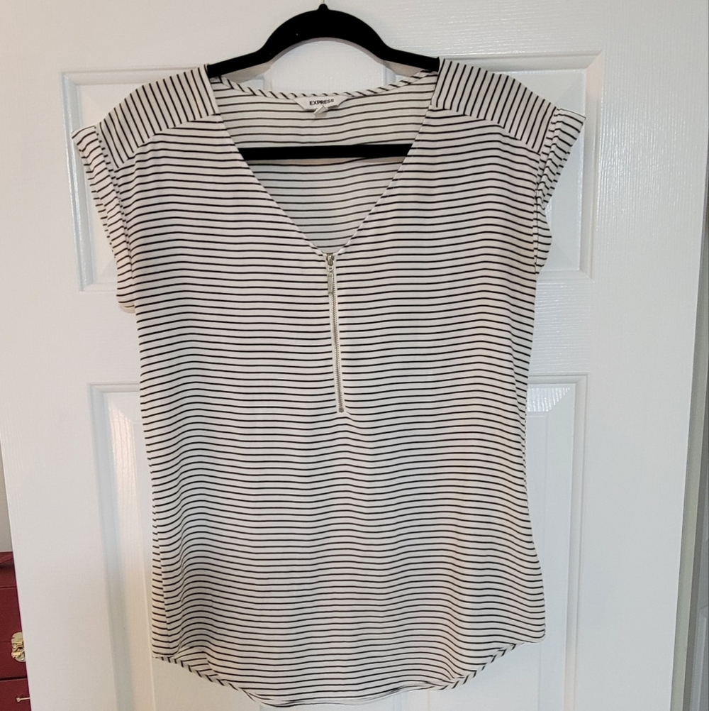 Express Shirt - Picture 2 of 6